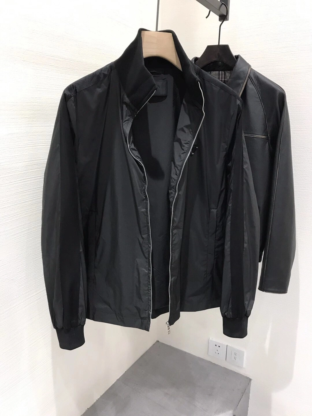 wg.luxury-- Pr141 item:D-F054J2520